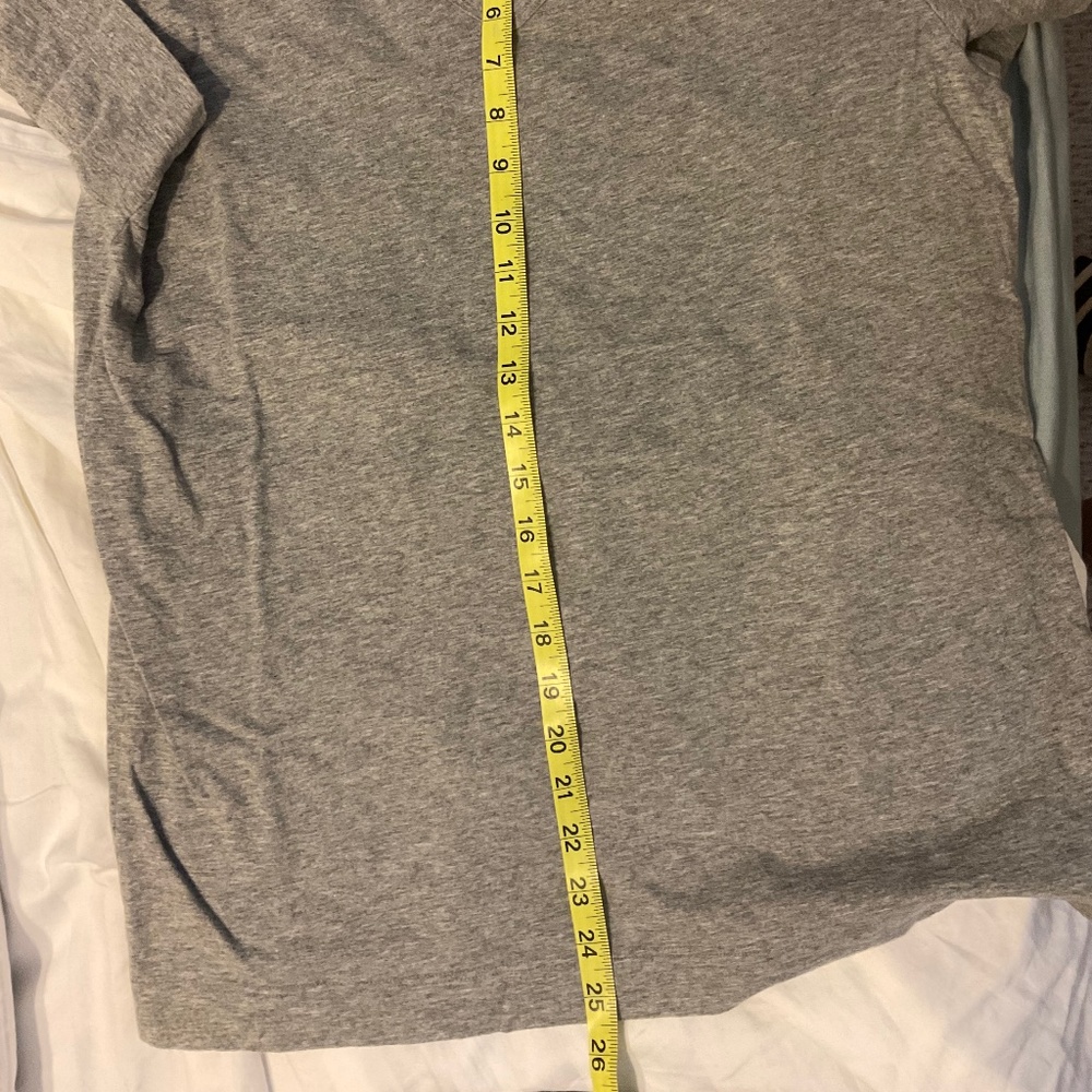 Theory V neck tee - Picture 3 of 4